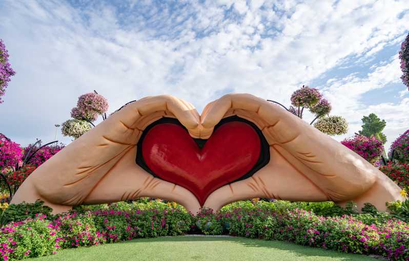 19.	  Dubai Miracle Garden