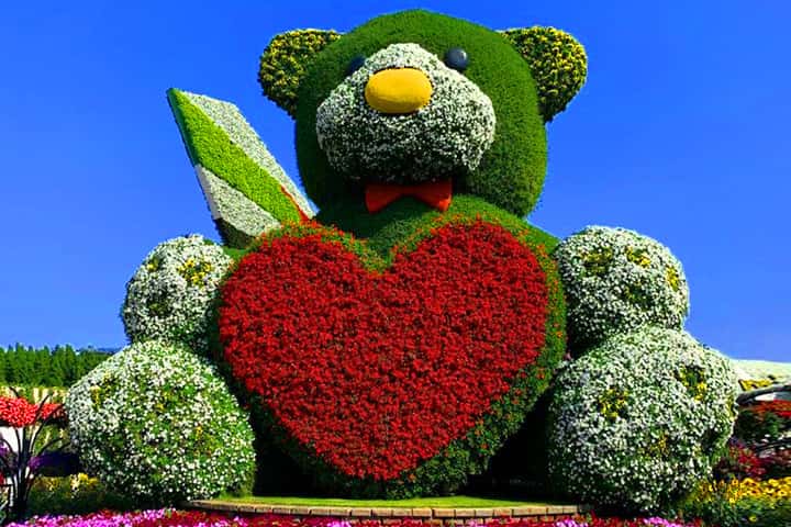 3.	Love Grows At The Miracle Garden