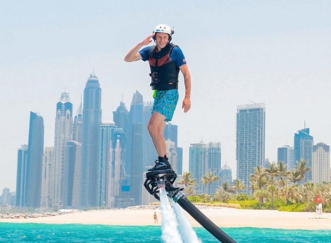 What Are Some Exciting Water Sports In Dubai