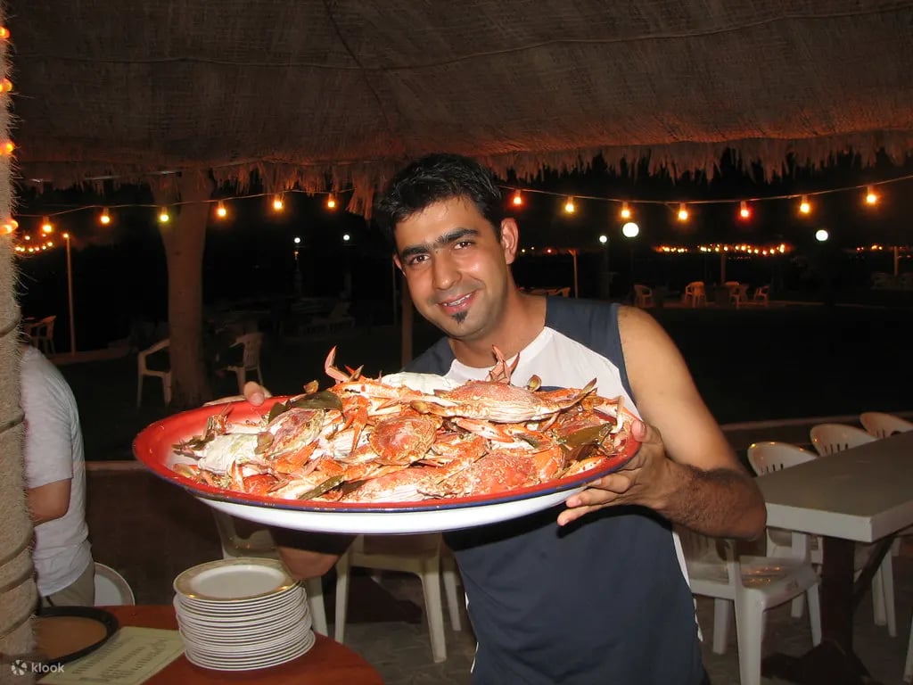 About Crab Hunting In Dubai