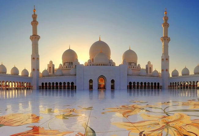 1.	Visit To The Sheikh Zayed Grand Mosque