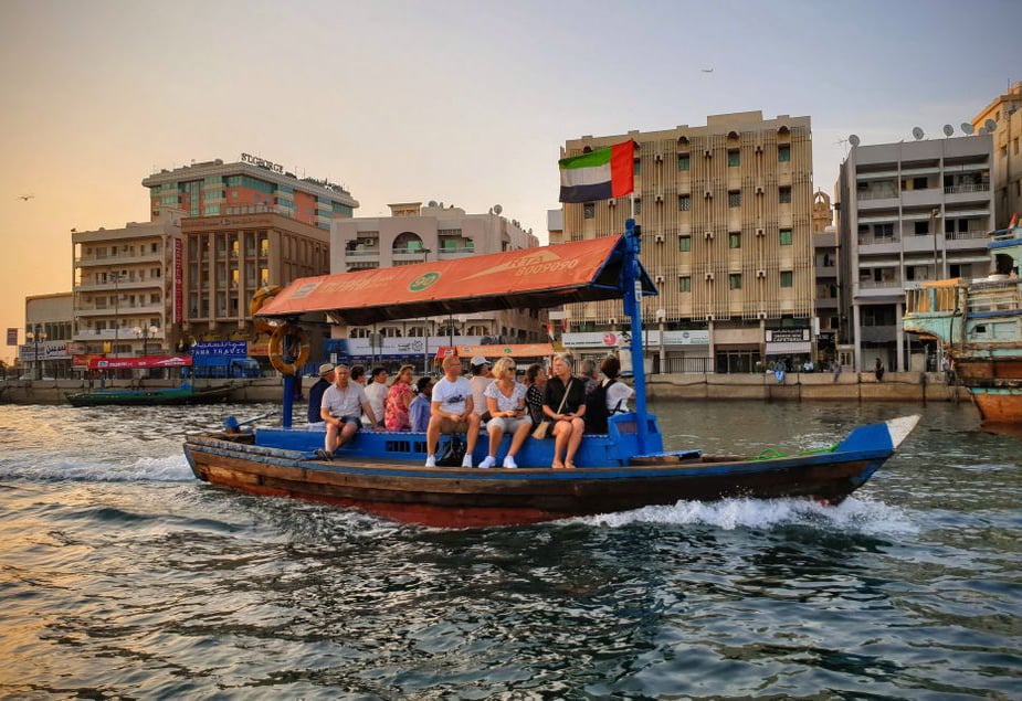 5.	 Bur Dubai Abra Dock: