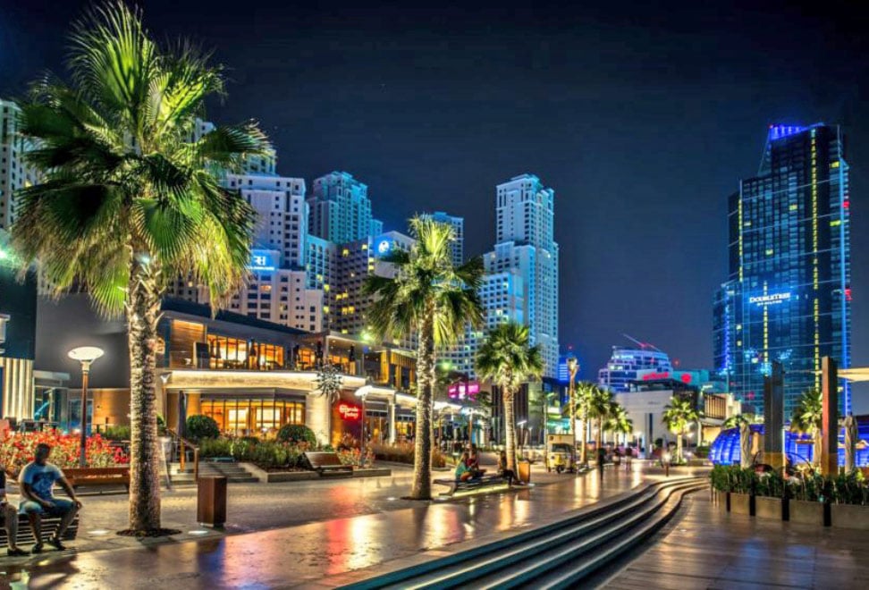 3.	When is the best time of year to visit JBR Walk?