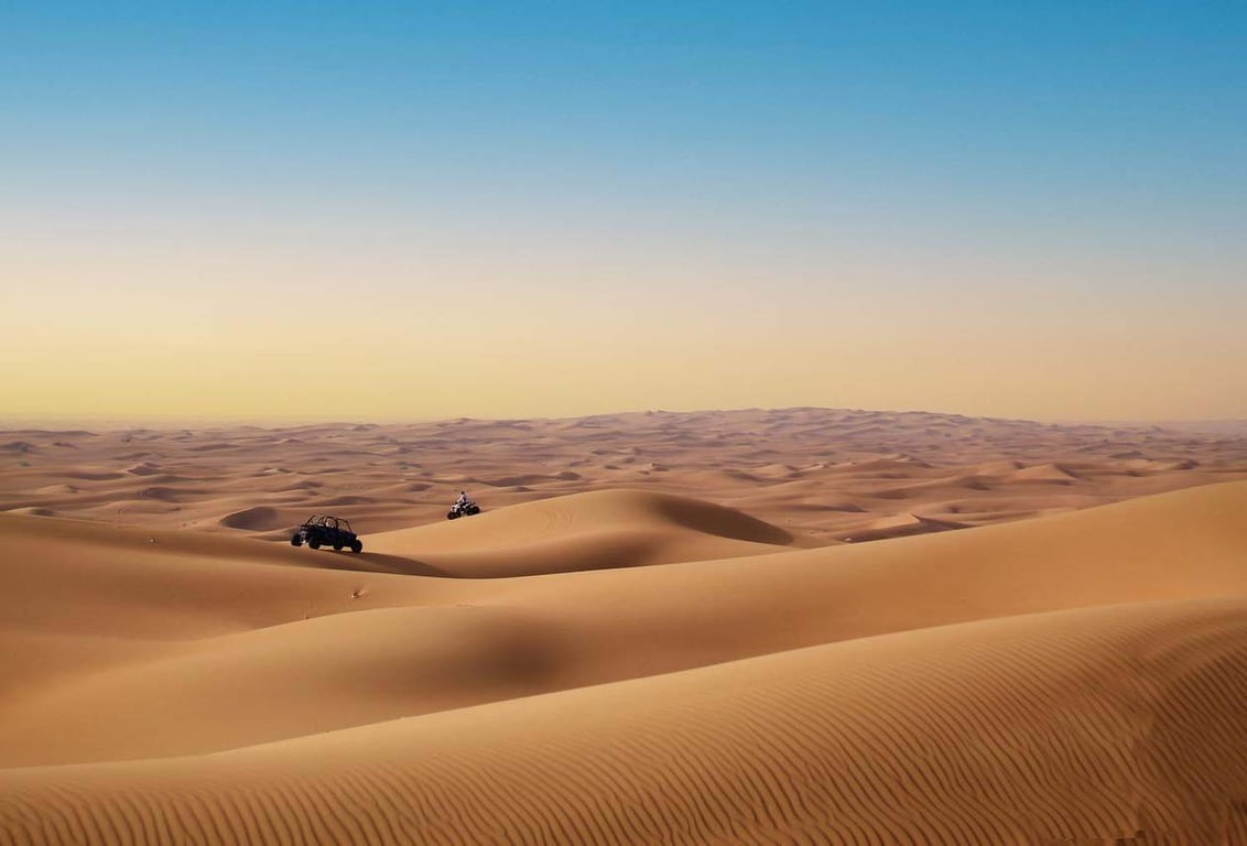 How Important Is Choosing The Best Travel Agency When Going To Dubai's Desert Safari?