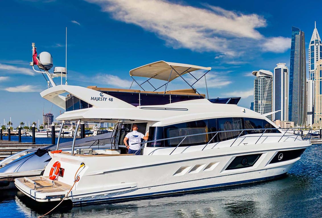 Why Should You Book A Athena Yacht 15 Pax
