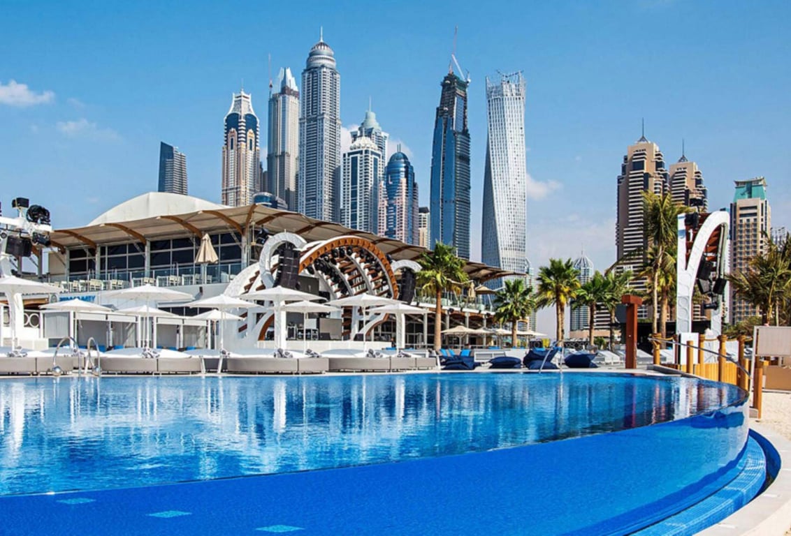 Dubai Marina's Zero Gravity