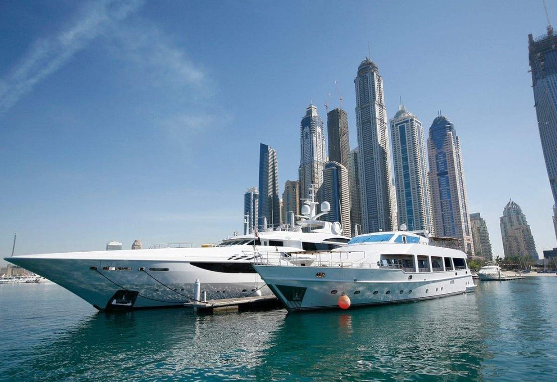 4. Dubai Luxury Yacht Tour: