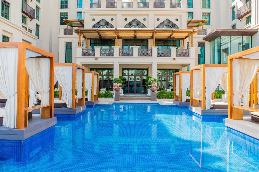 •	Vida Downtown Hotel Dubai