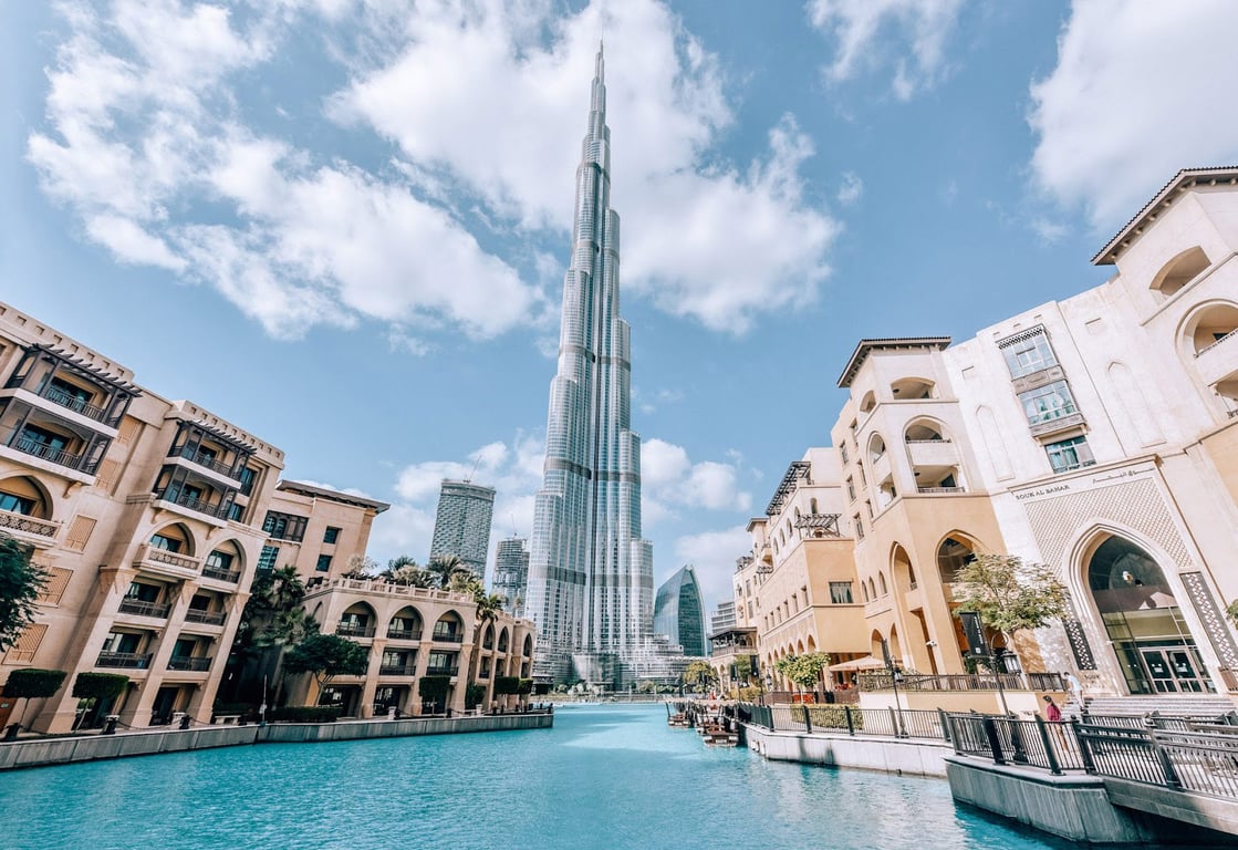 •	Burj Khalifa