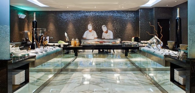 Dubai Fountain & Burj Khalifa LED Show Night Tour - Private Tour