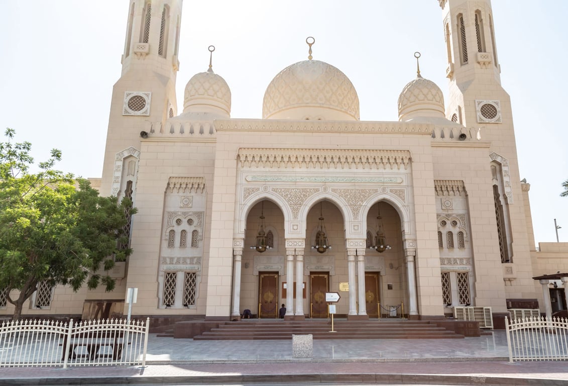 Important Details About Jumeirah Mosque