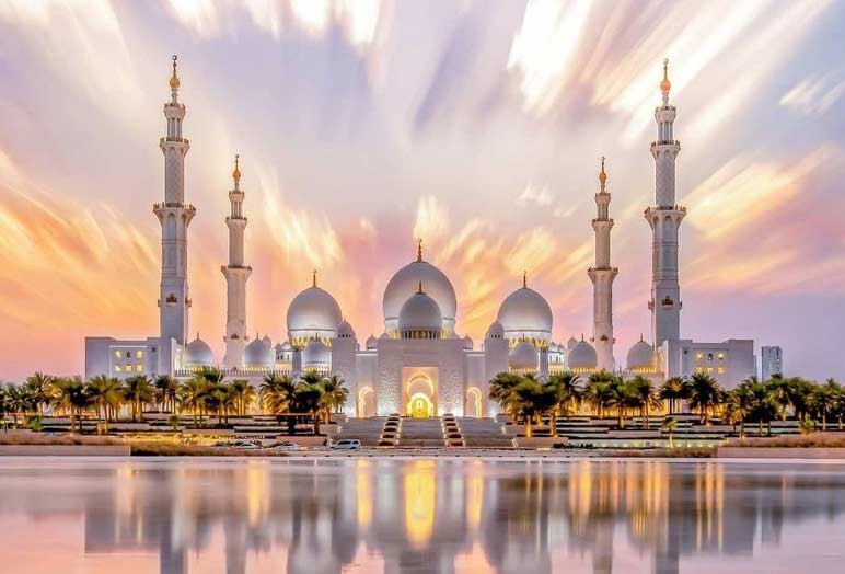 Experience The Sheikh Zayed Grand Mosque Tour
