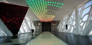 Dubai Fountain Lake Ride