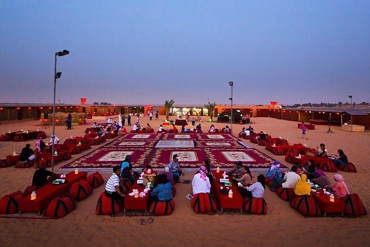 Dinner And Dance At Dubai Desert