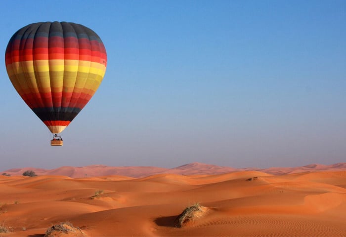 4.	Ride In Balloons At Balloon Adventure Emirates