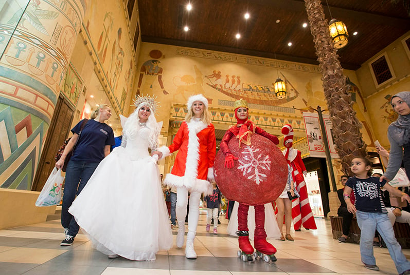 Decoration in Ibn Battuta Mall