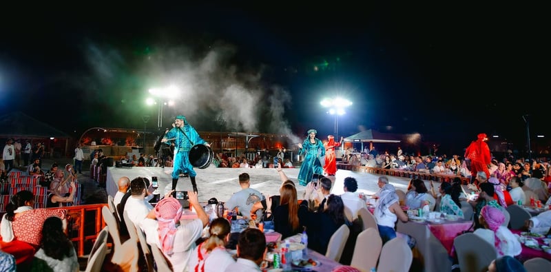 Safari in Dubai Camel Trekking, Off-Road & Buffet Dining gallery image 7