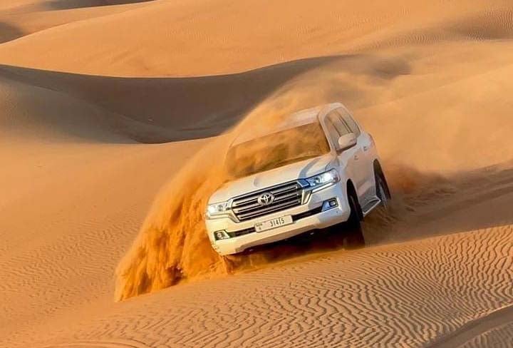 •	Sand Dune Safari
