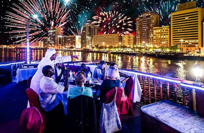 4.	Onboard The Dhow Dinner Cruise, You May Ring In The New Year In Style