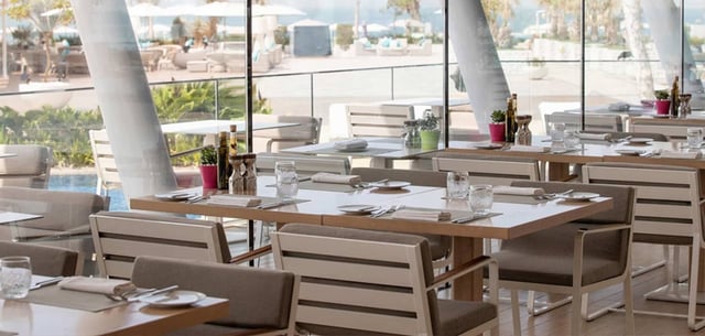 Evening Desert Safari Dubai With Dinner Buffet - Standard Package 