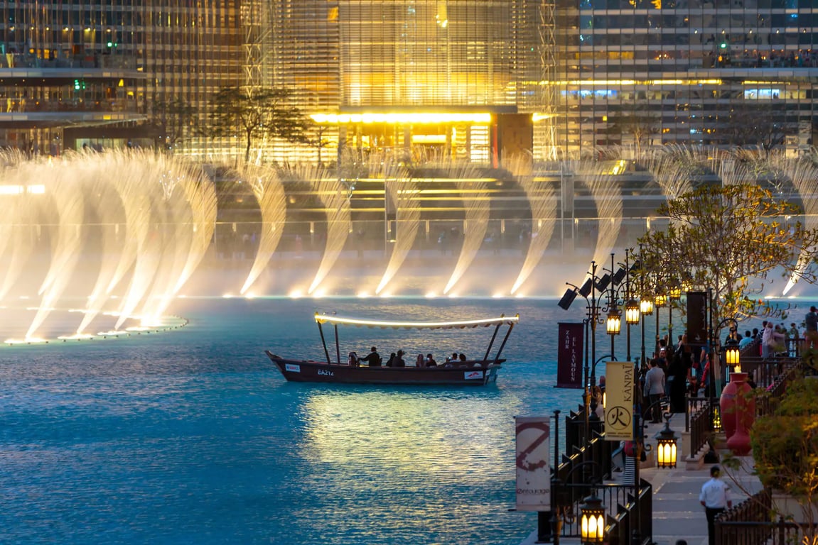 3.	The Fountain In Dubai
