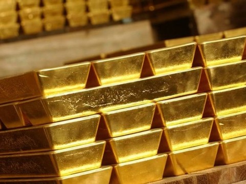 4.	Getting a Glimpse of Tons of Gold
