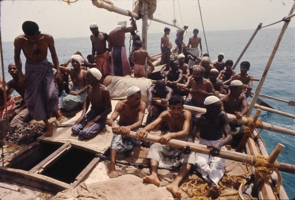 A Look Into The Pearl Divers' Lives