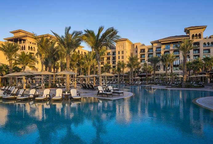 ⦁	Four Seasons Jumeirah Beach Hotel