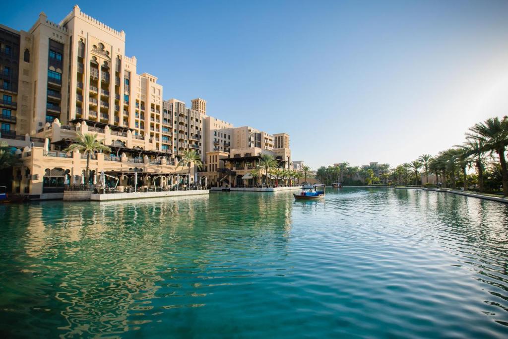 9.	 Jumeirah Mina A’Salam