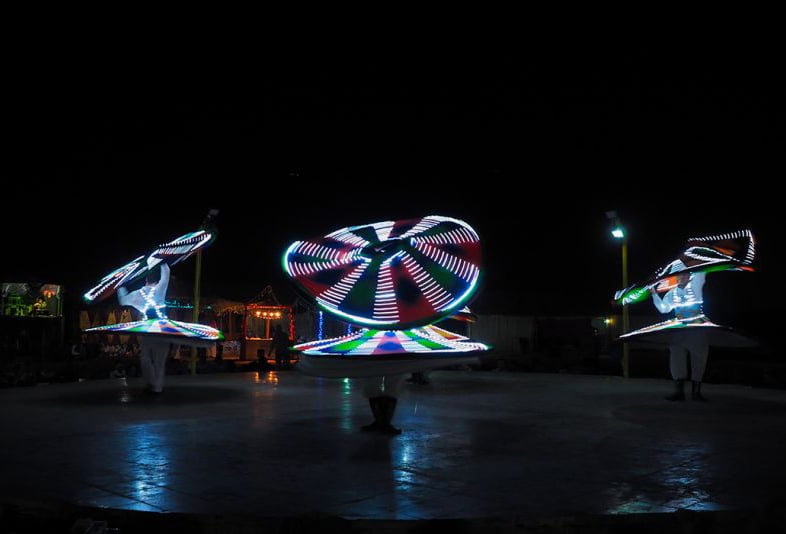 Lighting Show At Desert Safari Why Is It So Intriguing?