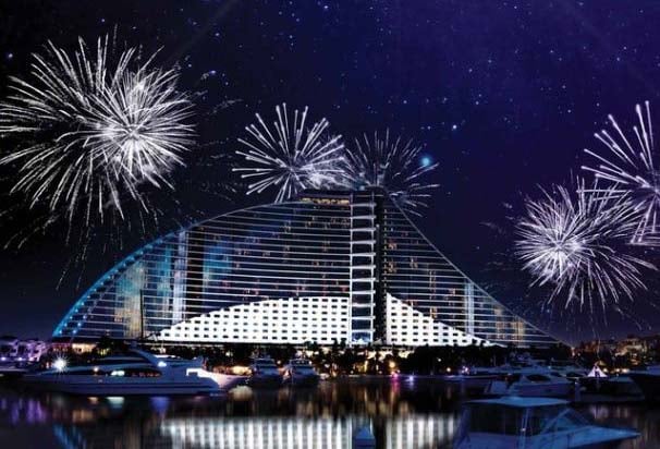 Free Toasts At Jumeirah Beach Hotel On New Year 2023