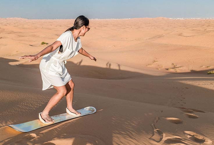 Enjoy Sand Boarding At Dubai