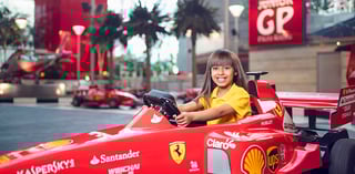 Dubai Parasailing On Jumeirah Beach