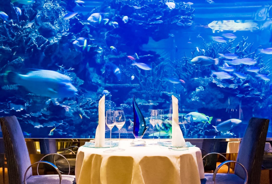 Can you eating at Burj Al Arab At Dubai ?