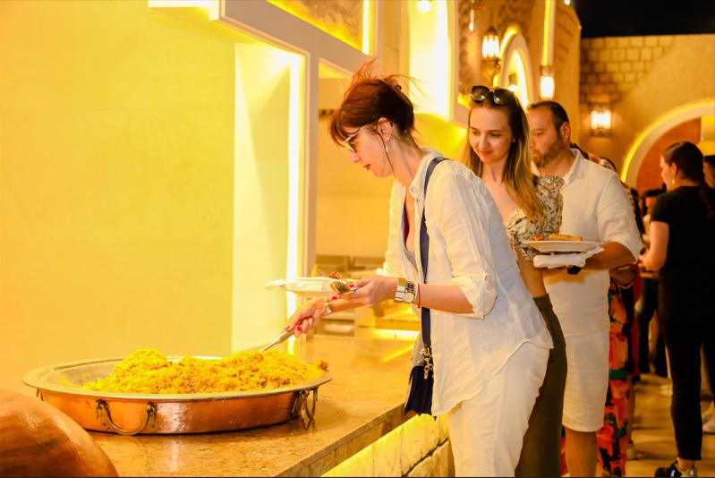 Cost Of A 4 Seat Camp With International Dinner Buffet In Desert Safari