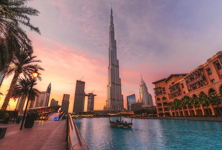 Why is Burj Khalifa a traveler temptation?