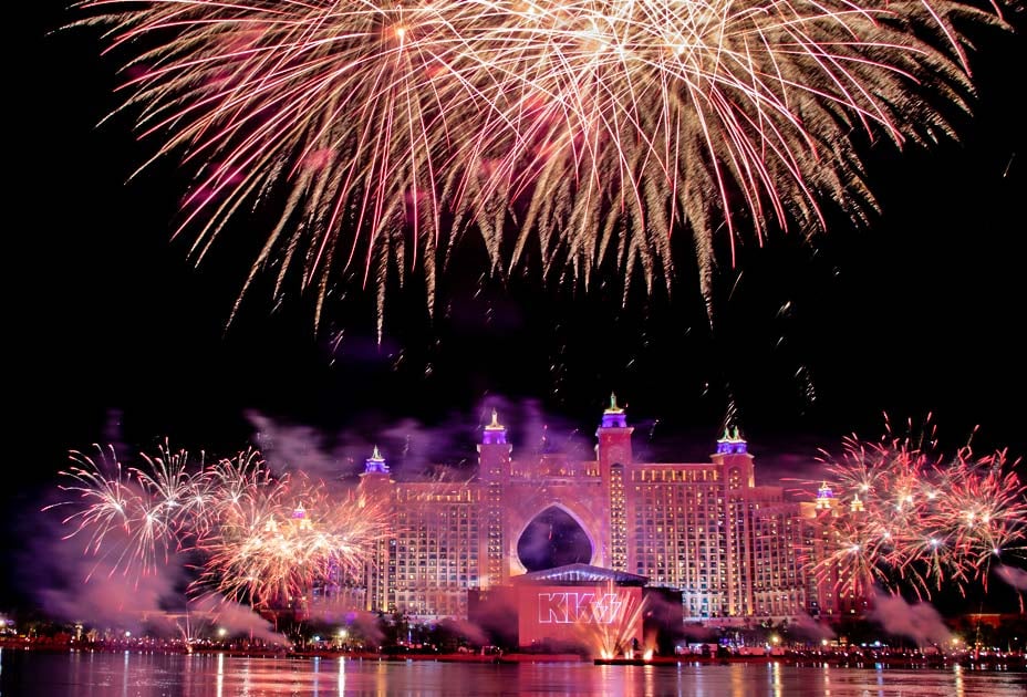 Atlantis, The Palm’s Romantic New Year Fireworks