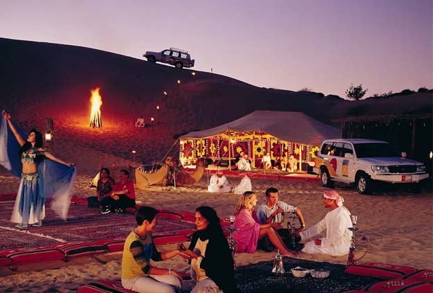 What Does A Dubai Desert Overnight Safari Offer?
