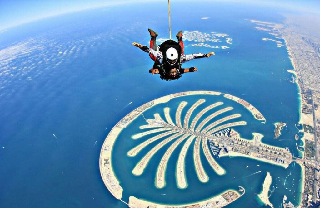 7.	New Year's Eve Skydive Dubai Drop Zone