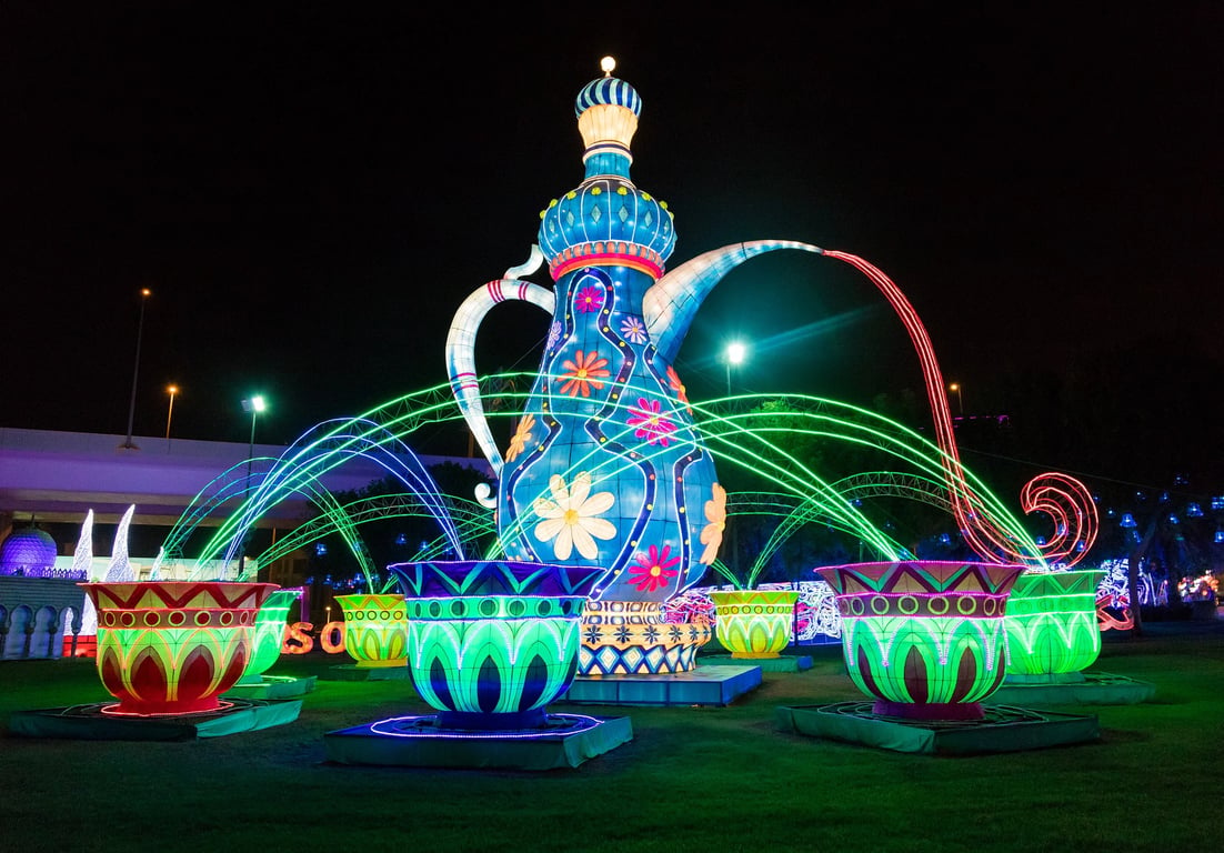3.	Dubai Glow Garden