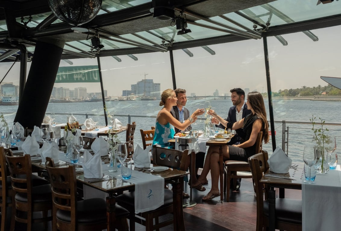 ii.	Have A Luxury Dinner On A Dubai Cruise