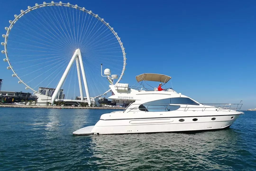 Tour Duration In Luxury America Sea Ray Yacht Dubai