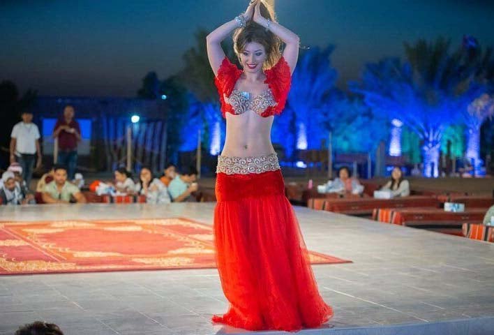 Enjoy Belly Dance At Dubai 2023