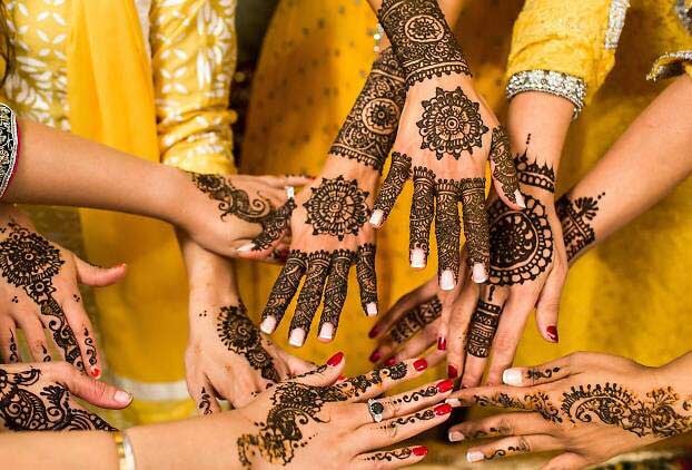 Uses Of Henna Painting