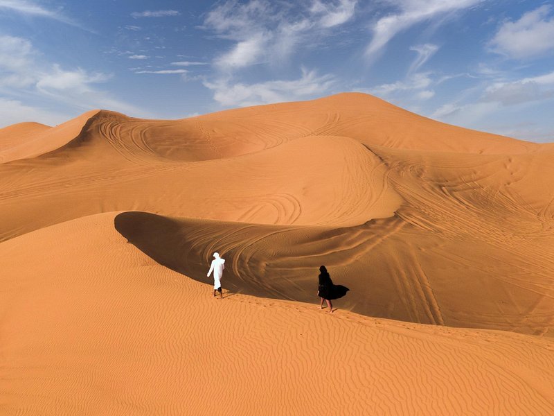 What are the various sorts of desert safaris in Dubai?