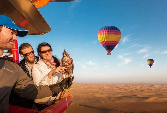 •	A Memorable Flight Over The Arabian Desert Is Hot Air Ballooning