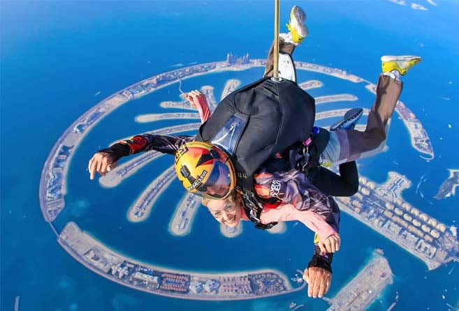 Skydive Your Ways To A New Year Dubai