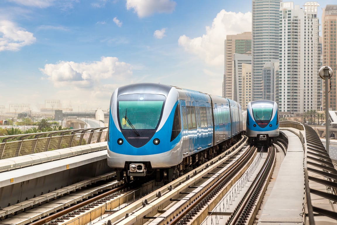 Take The Metro While Visiting Dubai
