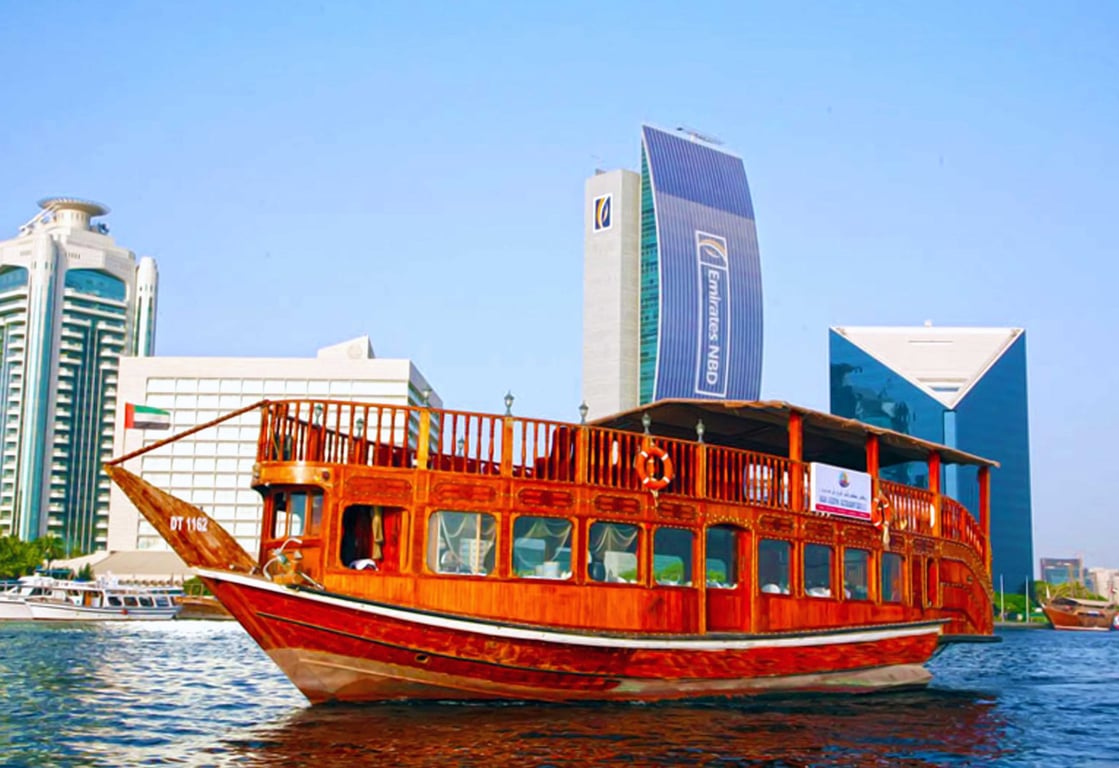 7.	Dhow Cruise Dubai Marina
