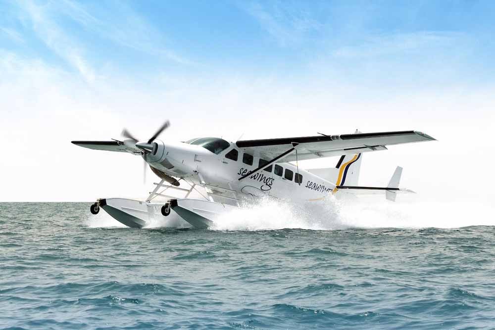 ⮚	Seaplane Snapshot Tour Dubai: